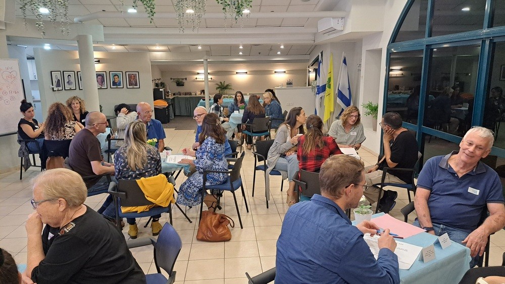 משתתפי הקורס מנהיגות השתתפותית